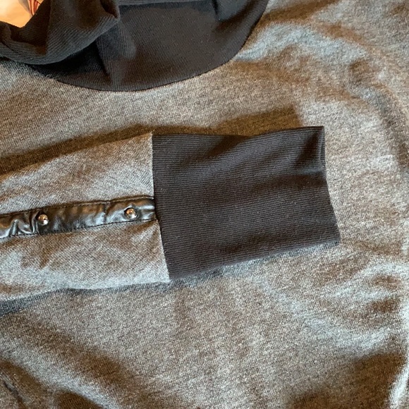 LANA LEE Gray Black Studded Tunic Sweater XL - Picture 6 of 8